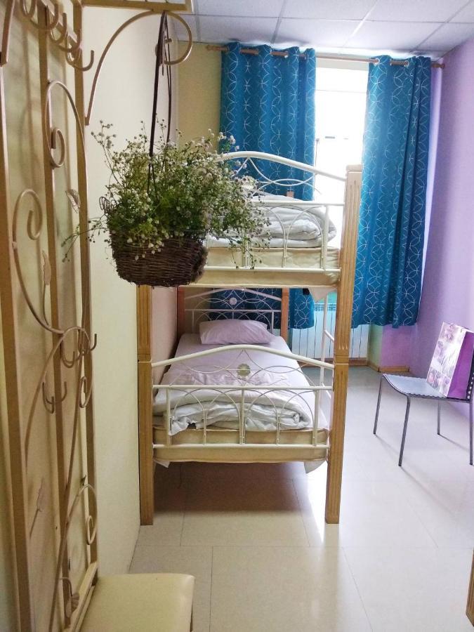 Freedom Hostel Ужгород Екстериор снимка