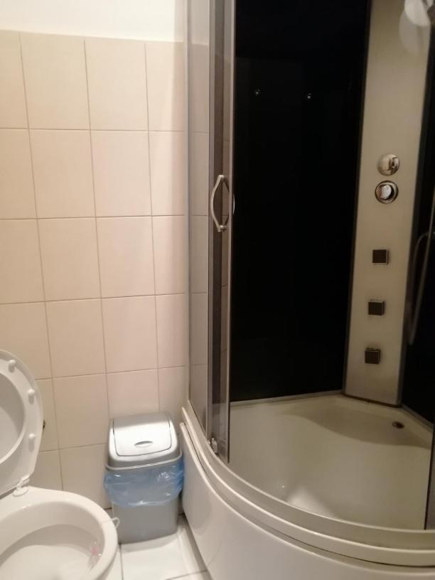 Freedom Hostel Ужгород Екстериор снимка