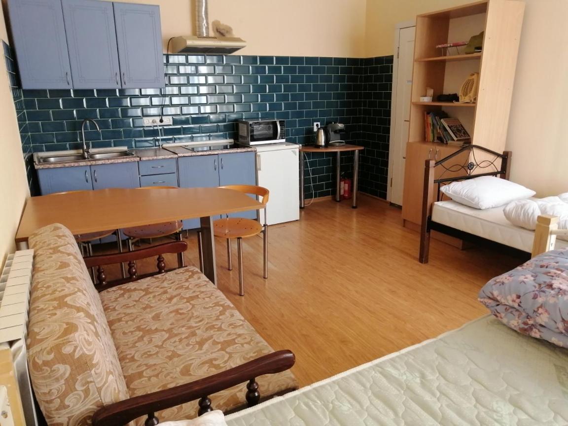 Freedom Hostel Ужгород Екстериор снимка
