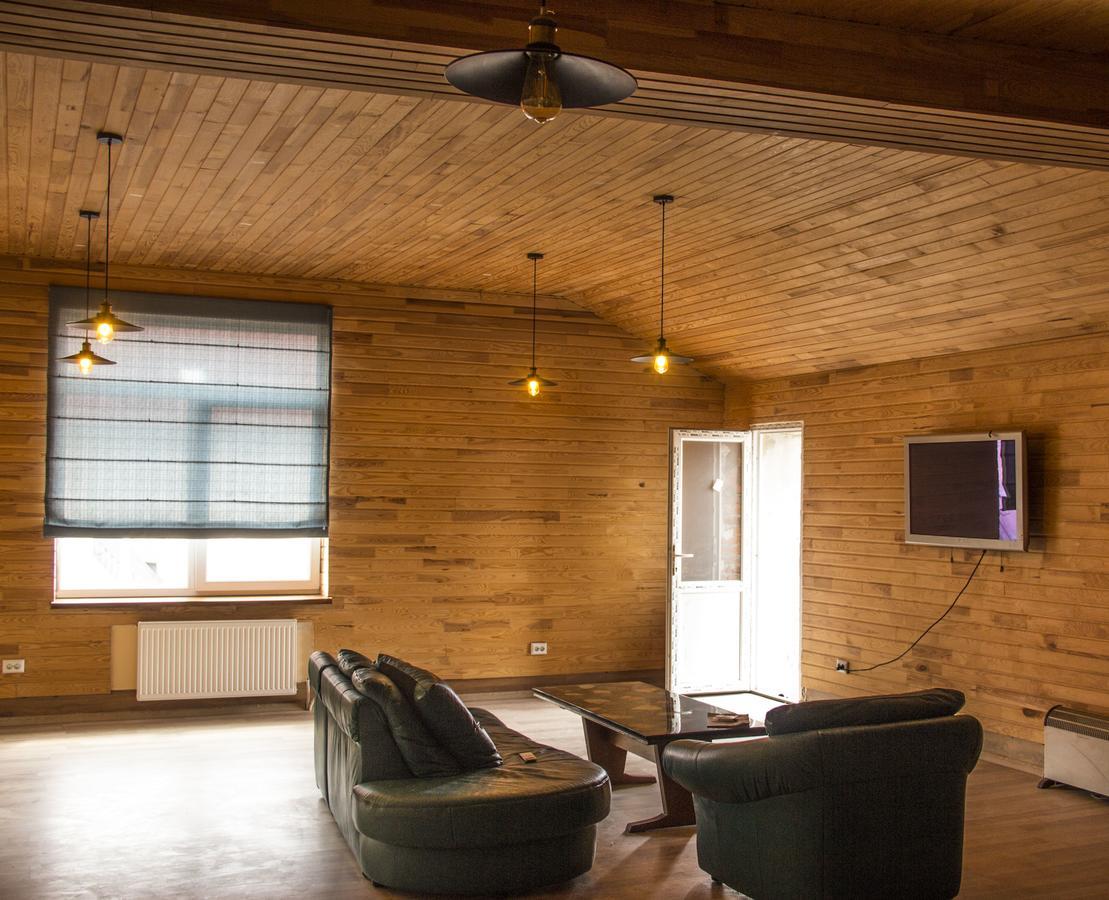 Freedom Hostel Ужгород Екстериор снимка
